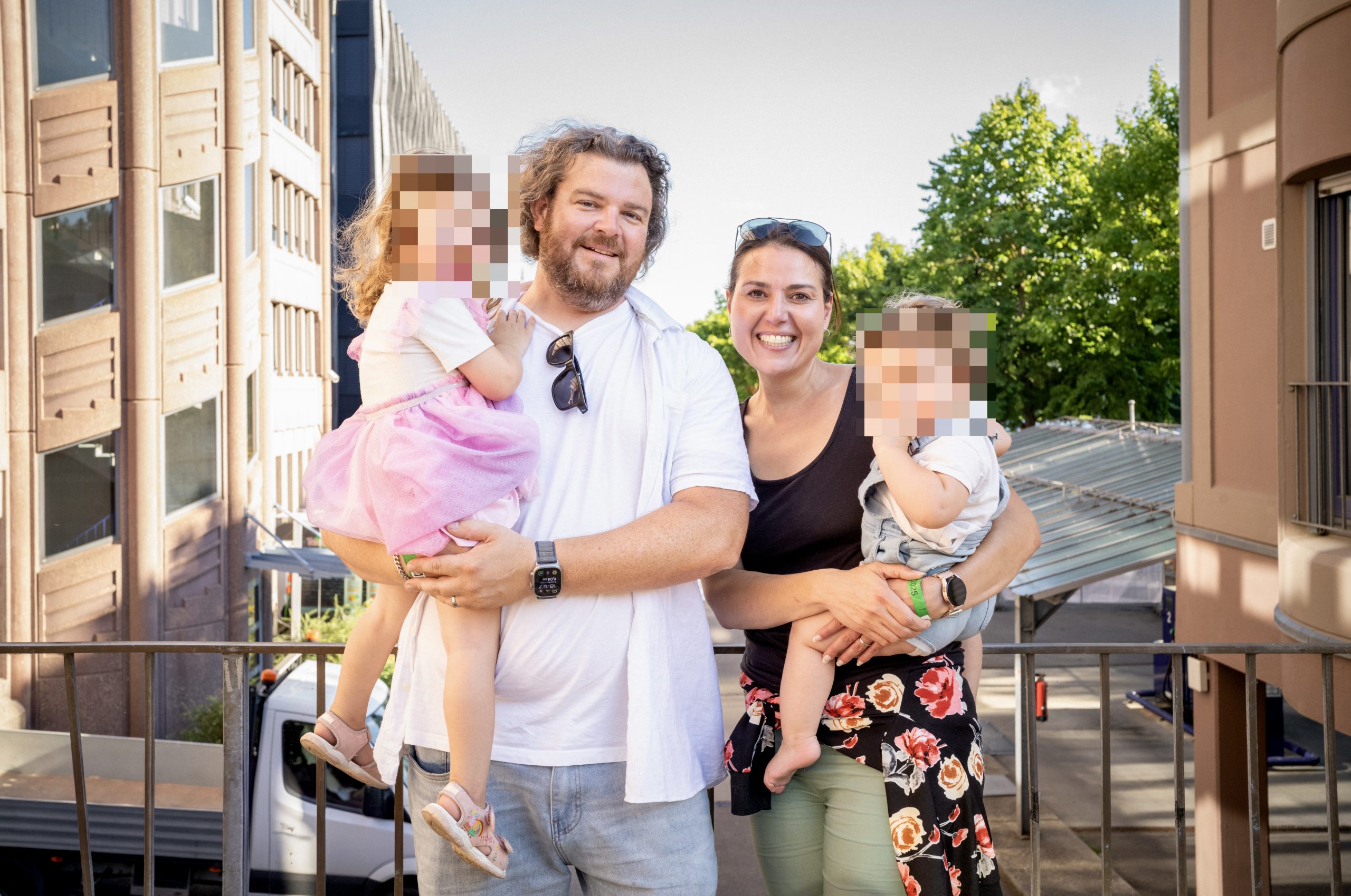 Sarah privat mit ihrer Familie